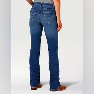 Wrangler q-baby ultimate riding jeans new